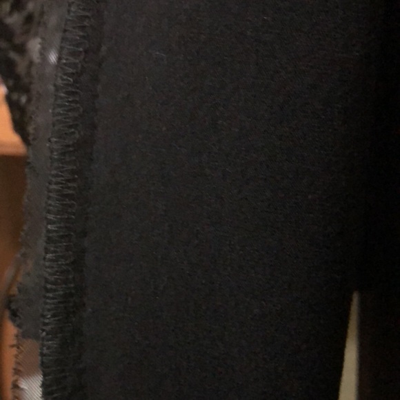 ✨HOST PICK!✨Ladies Arden B. Sequin Top - Picture 9 of 11